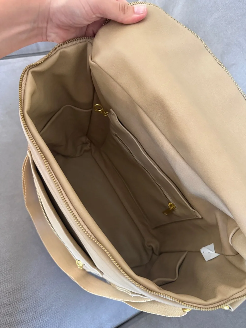 Fawn Design “The Original Diaper Bag” in Beige
